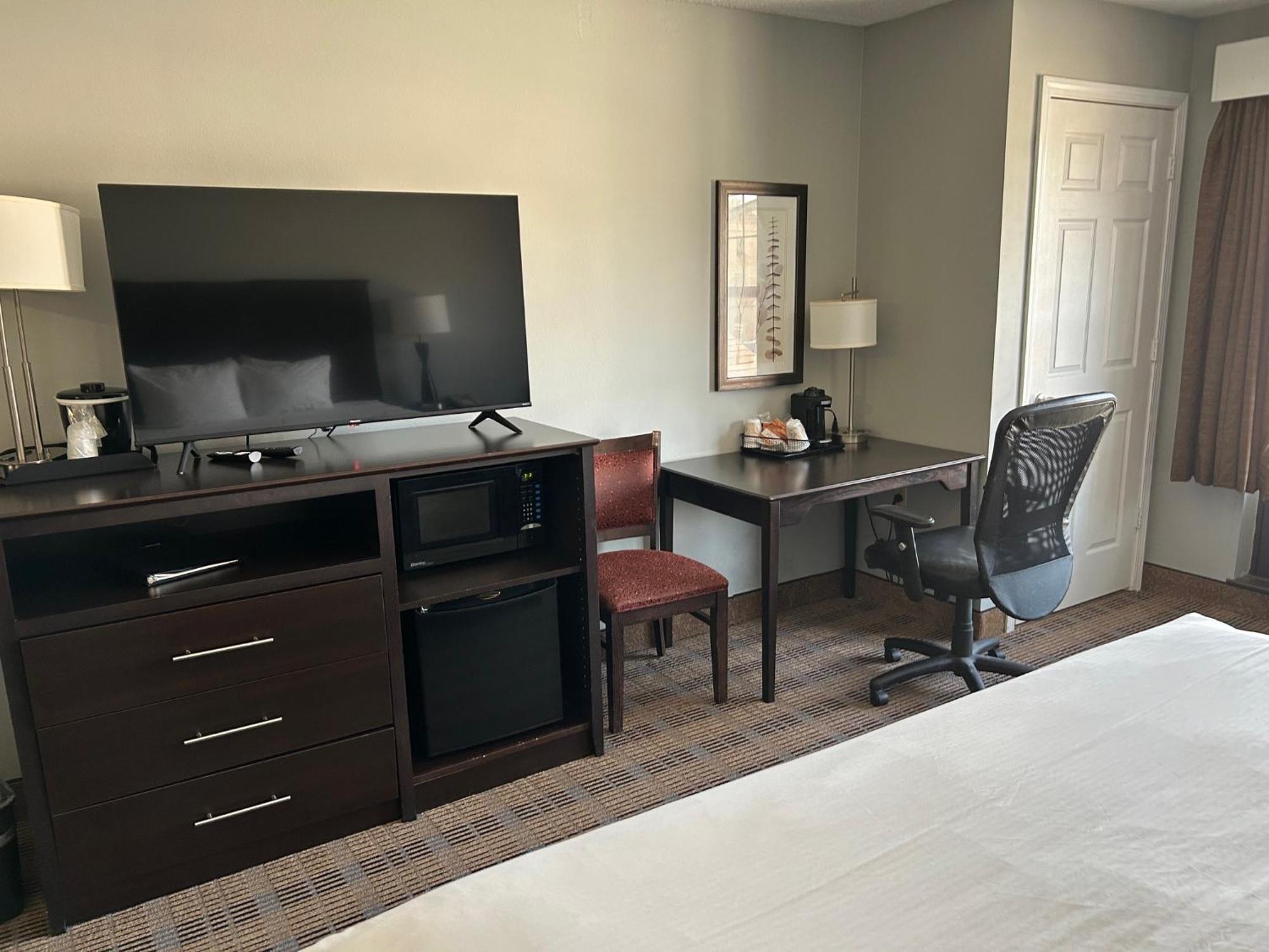 Americinn By Wyndham Ottumwa Esterno foto