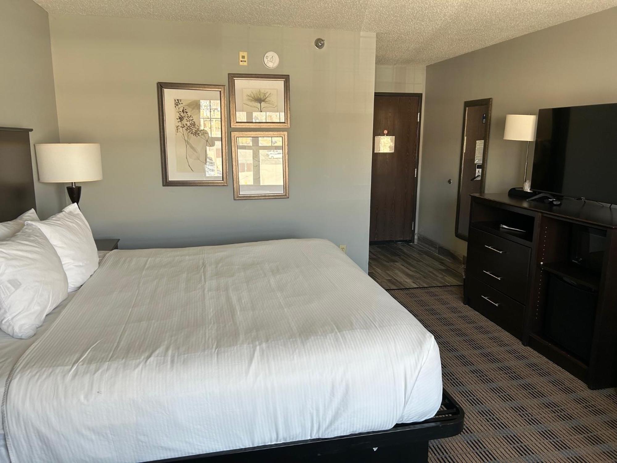 Americinn By Wyndham Ottumwa Esterno foto