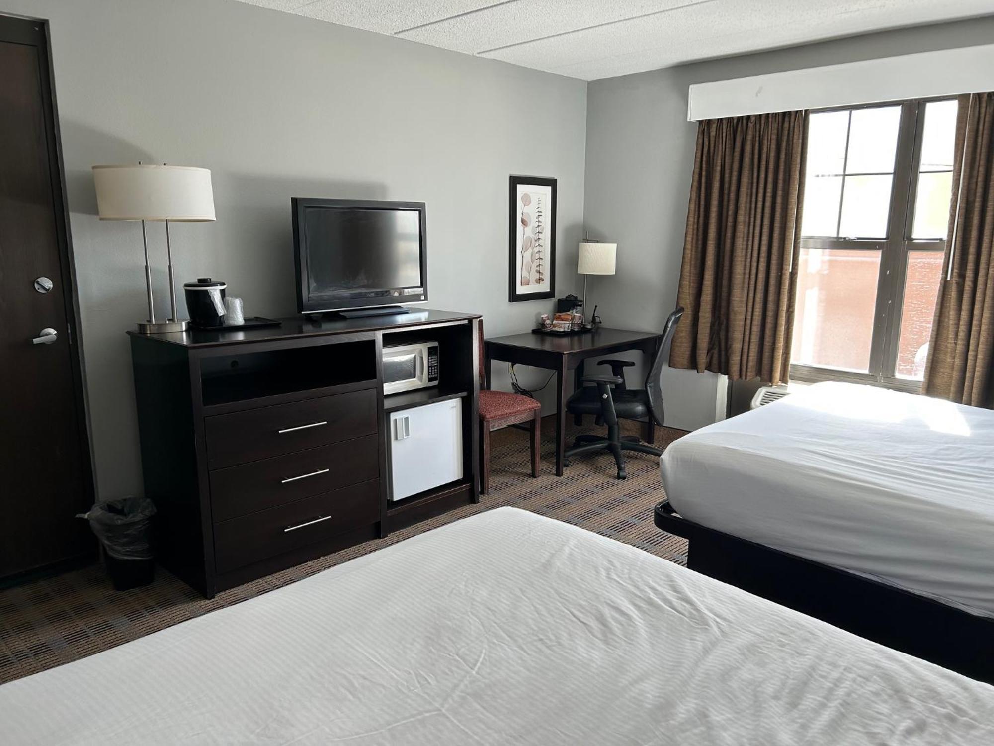 Americinn By Wyndham Ottumwa Esterno foto